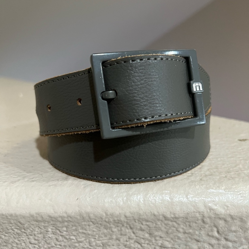 Unisex Gray leather‎ belt  Medium